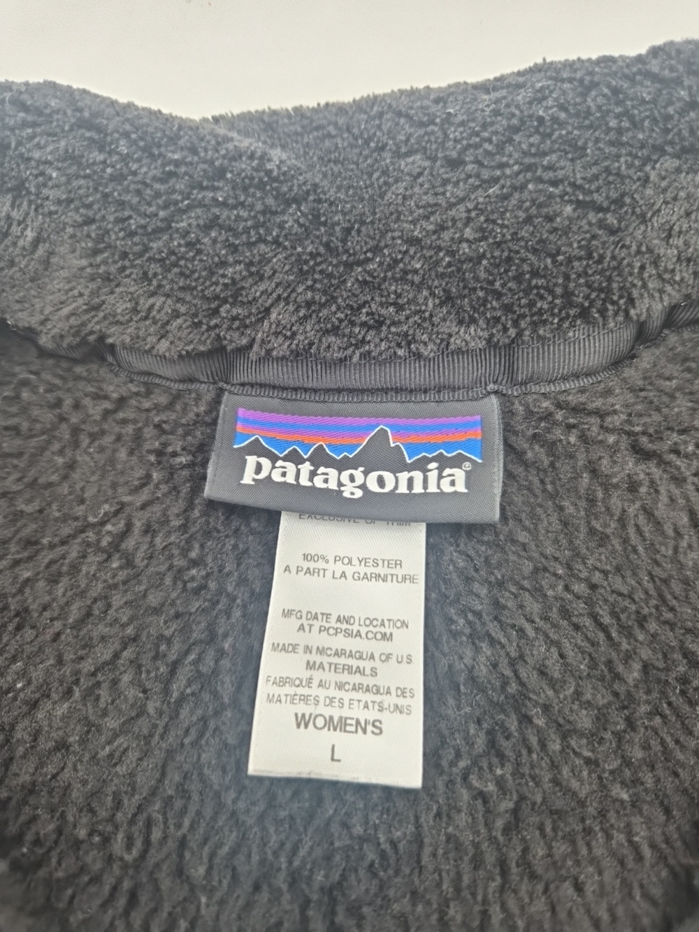 Patagonia Black Quarter-Zip Fleece Pullover - Picture 4 of 8